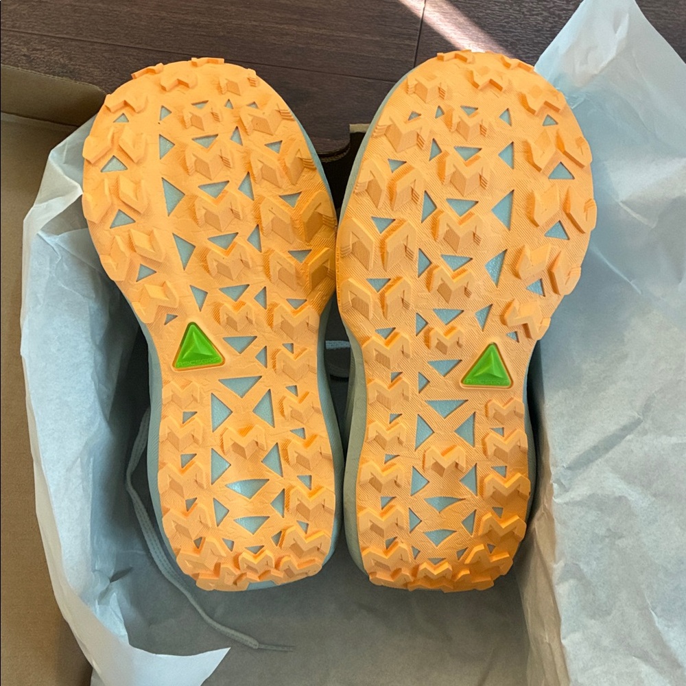 ASICS Trabuco Max 4 Sneakers - Picture 5 of 10